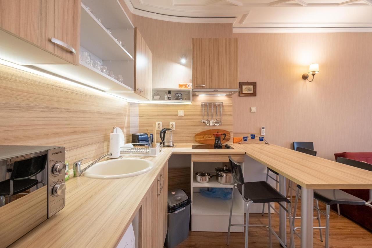 Feel Sofia - One Bedroom Apartment Next To Russian Square Ngoại thất bức ảnh